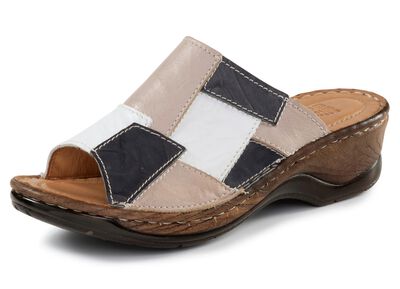 Muiltjes van ELENA EDEN met een subtiele gekreukelde structuur 