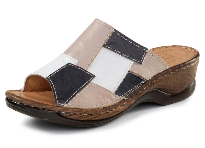 Muiltjes van ELENA EDEN met een subtiele gekreukelde structuur 