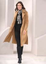 Jas met riem en verborgen drukknopen 