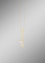 Interessante hanger met zirkonia 