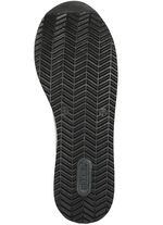 Remonte sneakers met effectieve vetersluiting 