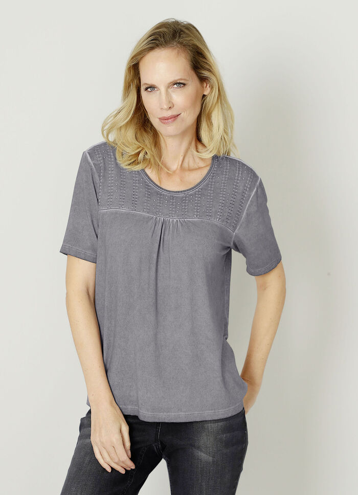 Shirt met modieuze klinknagels 