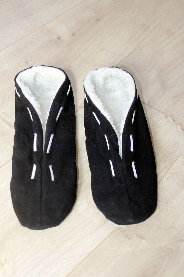 Pantoffels van bont ZWART