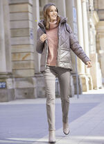 Jas met ruitvormig stiksel 