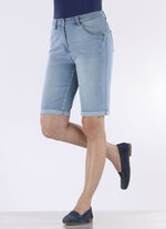 Bermuda's met push-up effect LICHTBLAUW