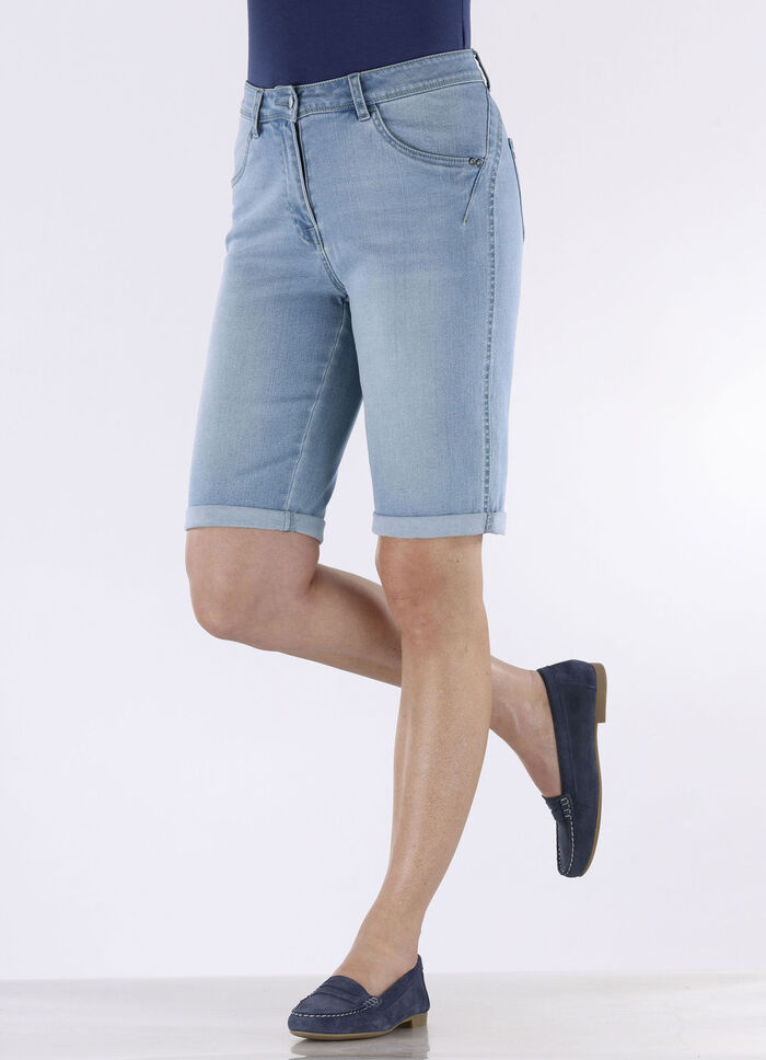 Bermuda's met push-up effect LICHTBLAUW