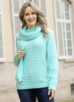 Trui met sjaal in zachte kwaliteit IJSBLAUW