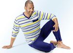 Set van twee pyjama's met V-hals en borstzakje 