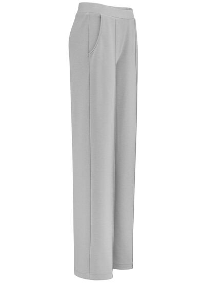 Broek in een modieuze wijdte 