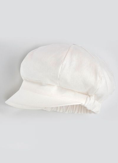 Lichtgewicht dames krantenjongenspet met elastische inzet 