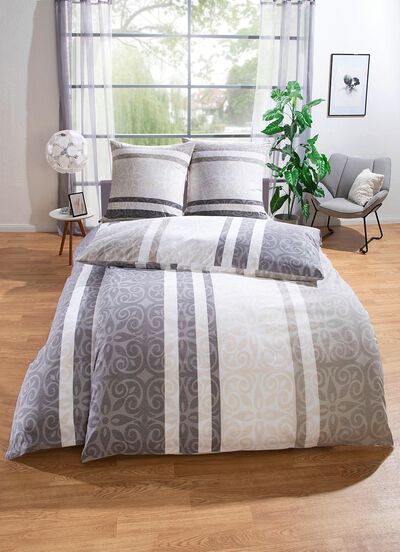 Polykatoenen beddengoedset van Dobnig 