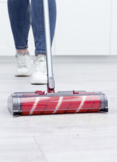 Livington Voom – Snoerloze bezem 