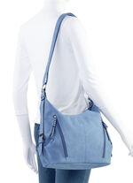 Tas van zacht, subtiel gearceerd synthetisch materiaal JEANSBLAU