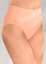 Triumph-gordelslip met zacht vormende tailleband 