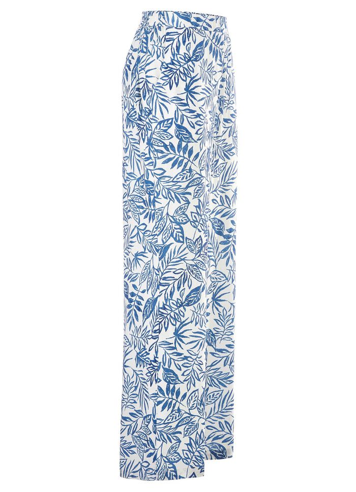 Broek met modieuze wijdte 