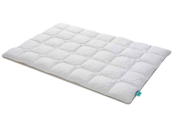Beddengoedassortiment van ventilatoren gemaakt van puur natuurlijke materialen 