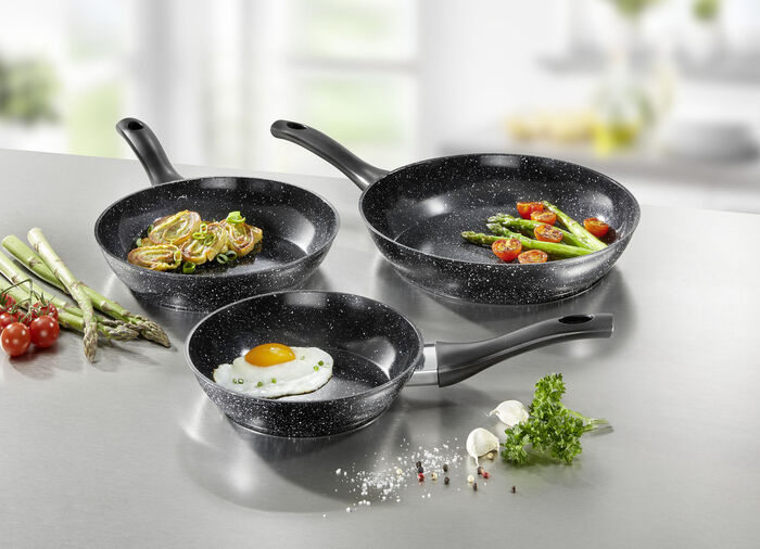 Pannenset met hoogwaardige antiaanbak keramische coating 