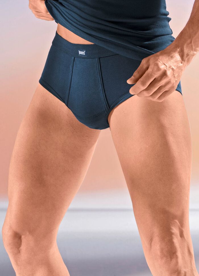 Verpakking van vier slips met zachte tailleband 