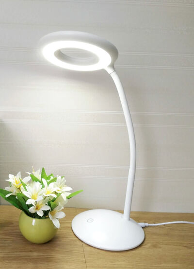 LED-loeplamp met 8x vergroting 