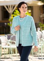 Gebreide twinset met opengewerkte accenten 