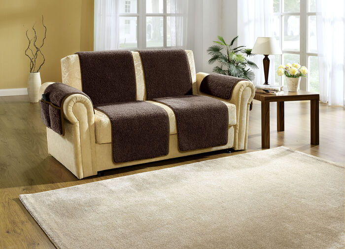 Natuurgetrouwe woonaccessoires van schapenwol DONKERBRUIN