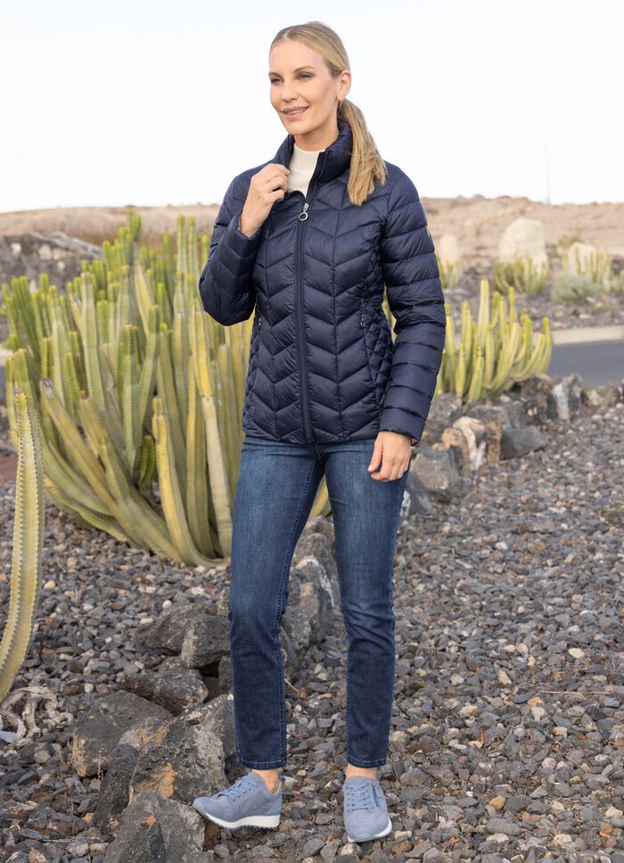 Donsjack met naaddunne ritszakken 