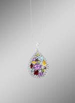 Tijdloze schoonheid: set van diamant en edelsteen 