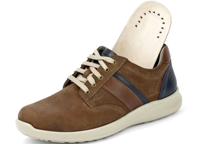 Veterschoen van rundnubuckleer met nappaleren accenten COGNAC-MARINE