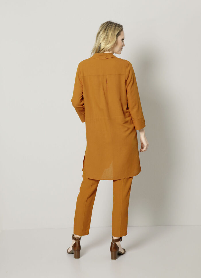 Lange blouse met comfortabele zijsplitten 