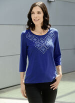 Shirt met strass-versiering op de voorkant 