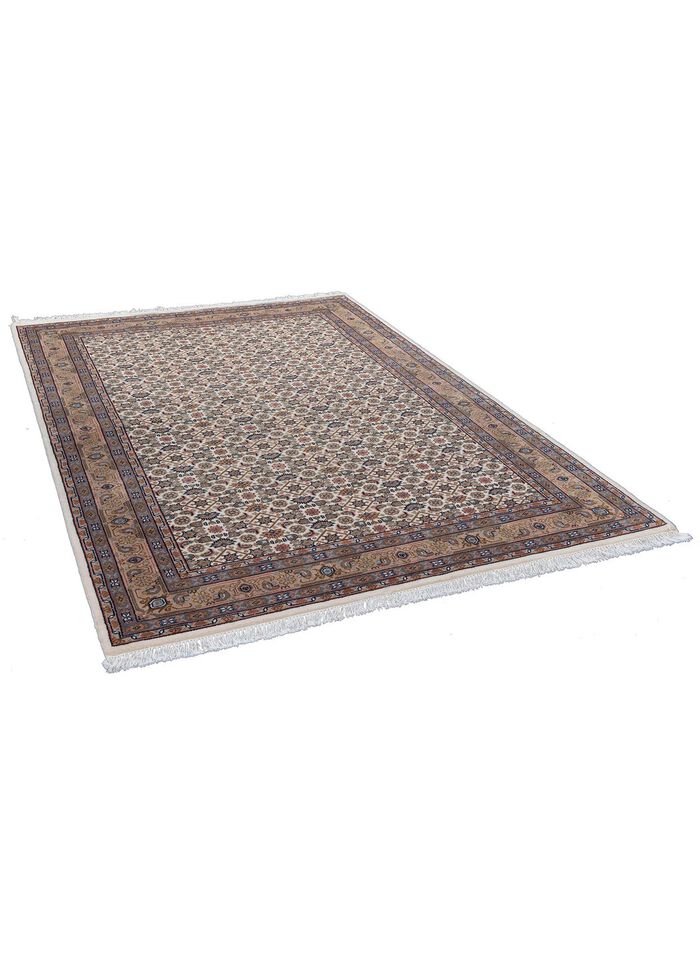 Oosterse bruggen en tapijten 