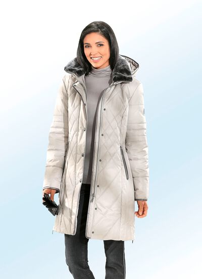 Functionele korte jas met contrasterende nappalederen imitatiebies 