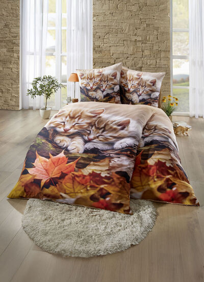Beddengoedset met kittens in herfstbladerenmotief 