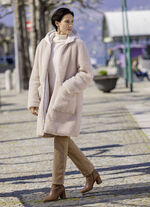 Omkeerbare korte jas in een oversized look 