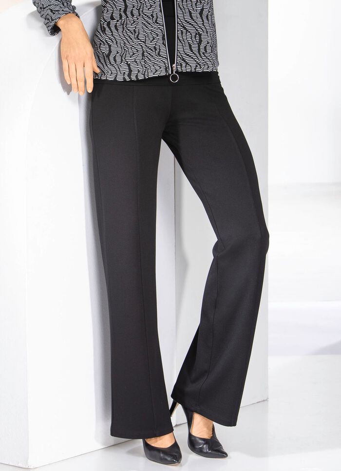 Broek met modieuze wijdte 