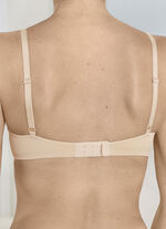 Triumph Body Make-Up Illusion kanten bh met flexibele, comfortabele beugels PUDER