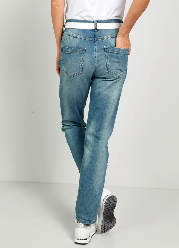 Jeans met studs langs de zijnaad 