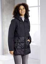 Functioneel jack in een trendy mix van materialen 