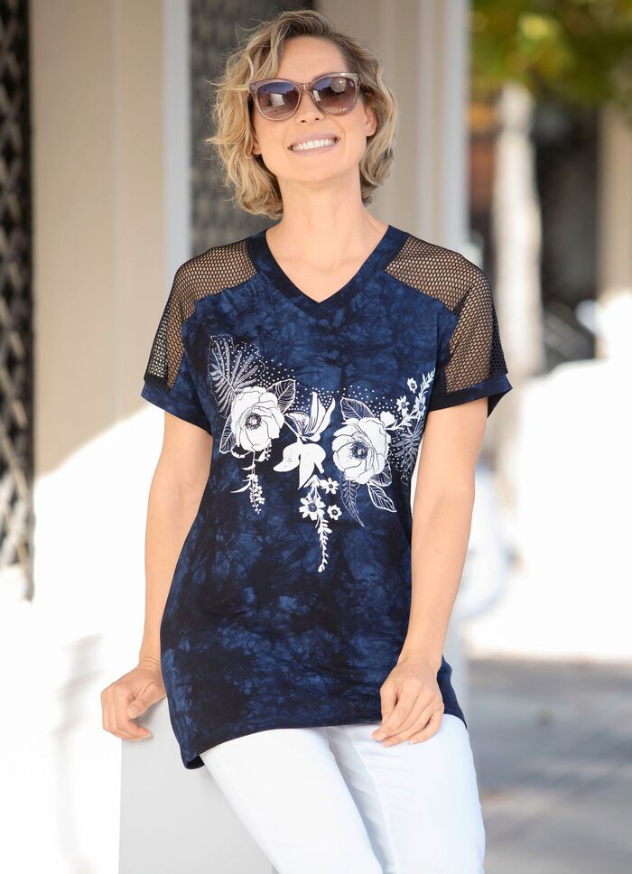 Fascinerend lang shirt in batiklook 