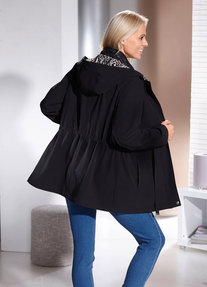 Jas met vaste capuchon 