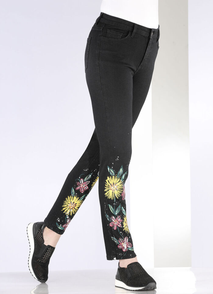 Jeans met handgeschilderde bloemmotieven 