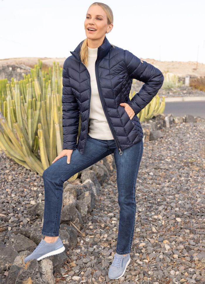 Donsjack met naaddunne ritszakken 