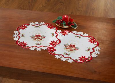 Feestelijke tafel- en kamerdecoratie 