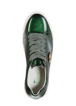 ELENA EDEN sneakers gemaakt van lakleer met elegante metalen sieraden 