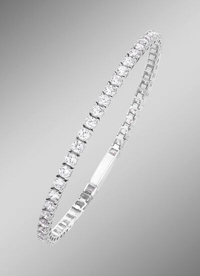 Prachtige tennisarmband met synthetische zirkonia. 