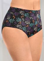 Verpakking van vier slips met kleurrijk printdesign 